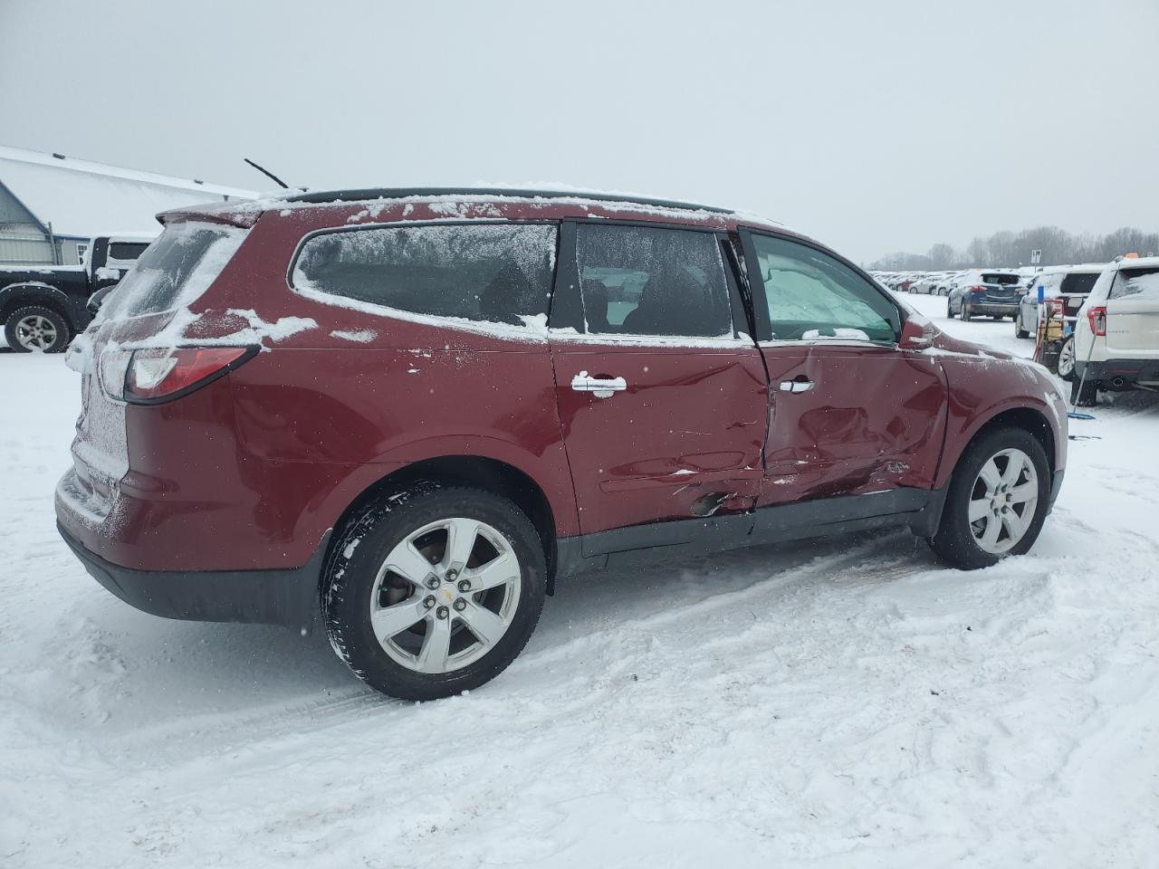 2016 Chevrolet Traverse VIN 1GNKRGKD1GJ120540 Copart auction photo, side / minor dent/scratches damage thumbnail 3