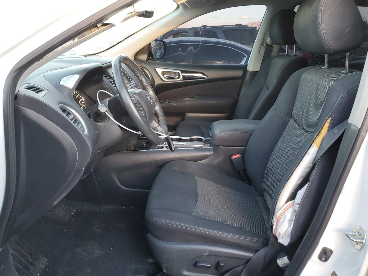 2017 Nissan Pathfinder VIN 5N1DR2MNXHC686613 Copart auction photo, front end damage thumbnail 7