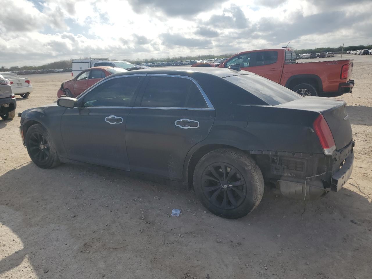 2018 Chrysler 300 VIN 2C3CCAAG6JH340437 Copart auction photo, all over / undercarriage damage thumbnail 2
