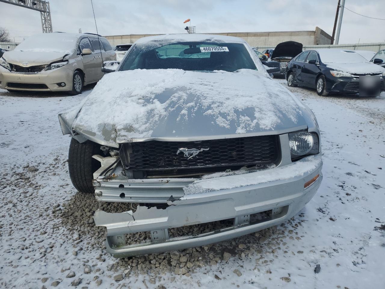 2009 Ford Mustang VIN 1ZVHT80N595125173 Copart auction photo, front end damage thumbnail 5