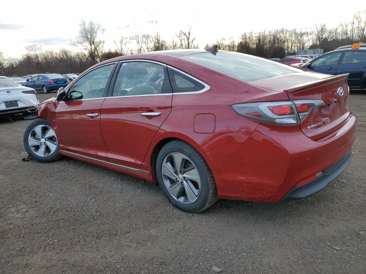 2016 Hyundai Sonata VIN KMHE34L10GA018054 Copart auction photo, front end damage thumbnail 2