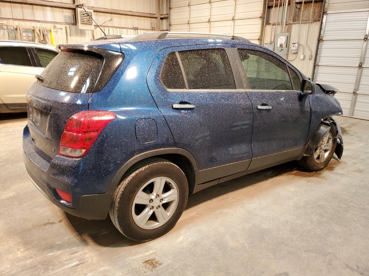 2019 Chevrolet Trax VIN 3GNCJLSB5KL327016 Copart auction photo, front end / minor dent/scratches damage thumbnail 3