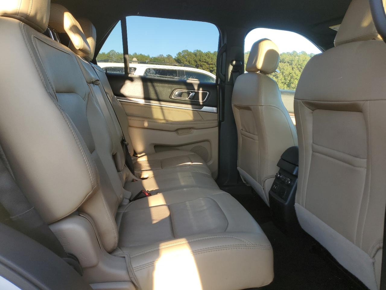 2017 Ford Explorer VIN 1FM5K7FH1HGD62343 Copart auction photo, front end / side damage thumbnail 11