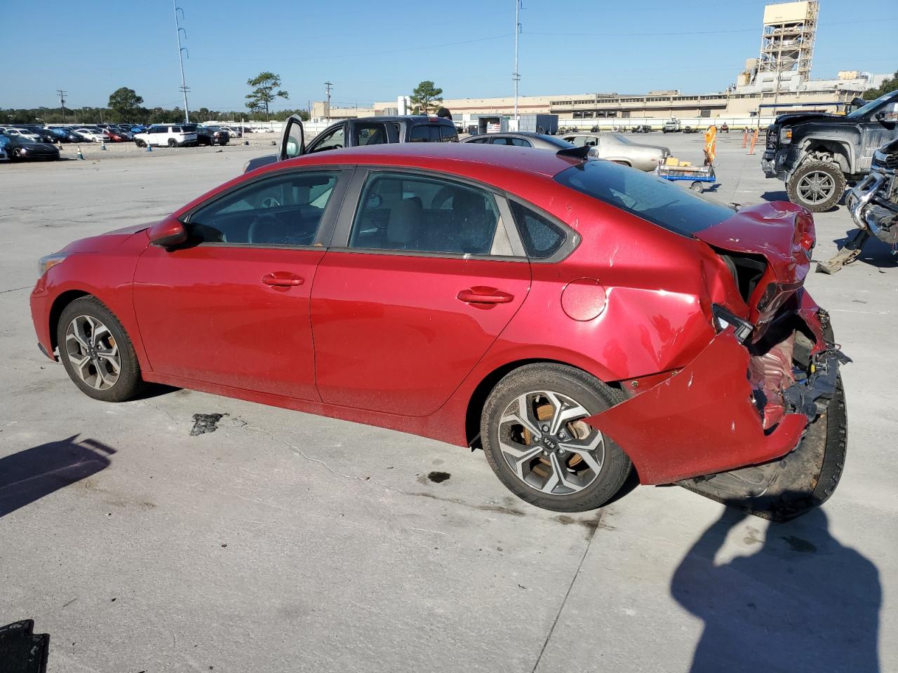 2021 KIA Forte VIN 3KPF24AD0ME270663 Copart auction photo, rear end damage thumbnail 2