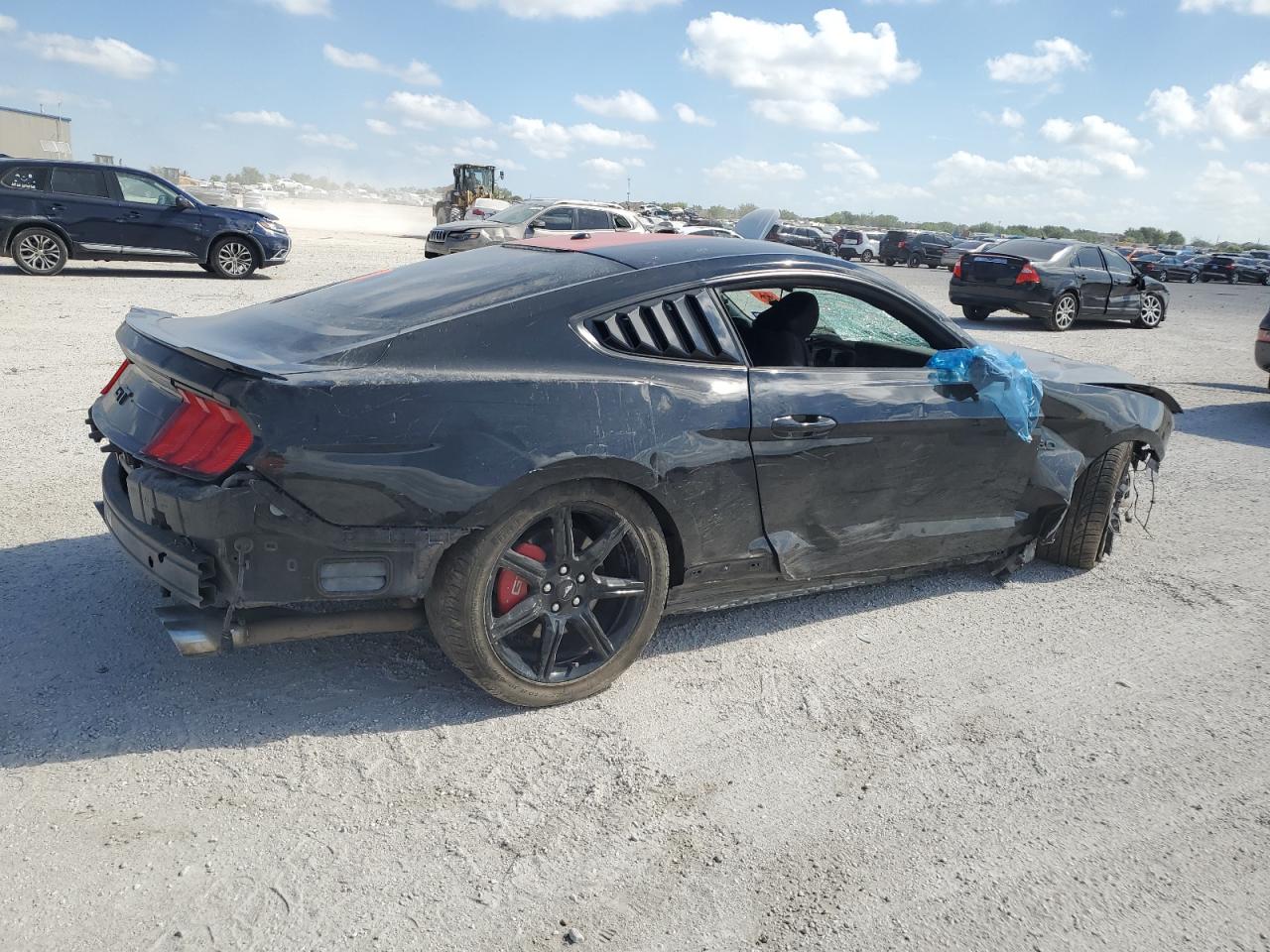 2019 Ford Mustang VIN 1FA6P8CF8K5203413 Copart auction photo, front end / side damage thumbnail 3