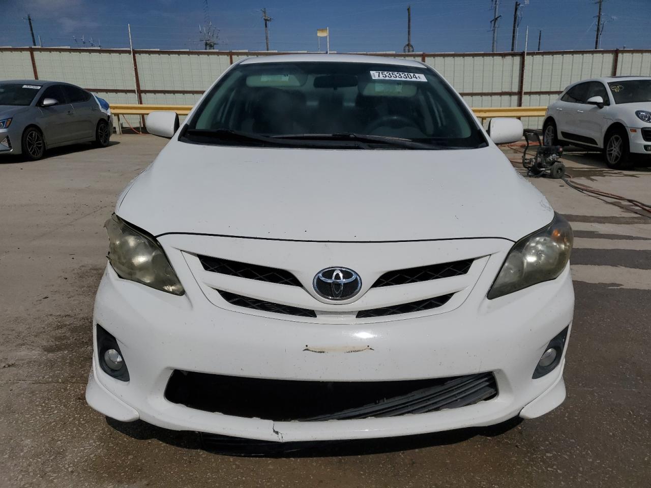 2011 Toyota Corolla VIN 2T1BU4EE2BC687824 Copart auction photo, front end / minor dent/scratches damage thumbnail 5