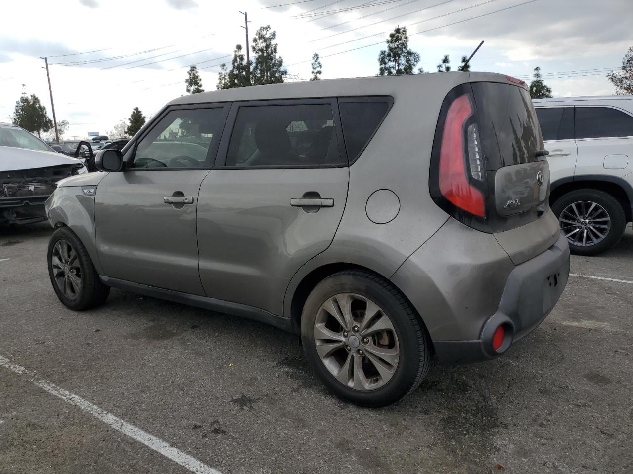 2015 KIA Soul VIN KNDJP3A54F7135963 Copart auction photo, all over damage thumbnail 2