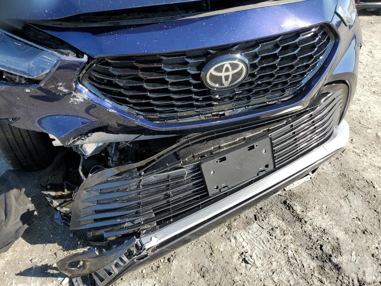 2021 Toyota Highlander VIN 5TDLZRBH0MS086830 Copart auction photo, front end damage thumbnail 6