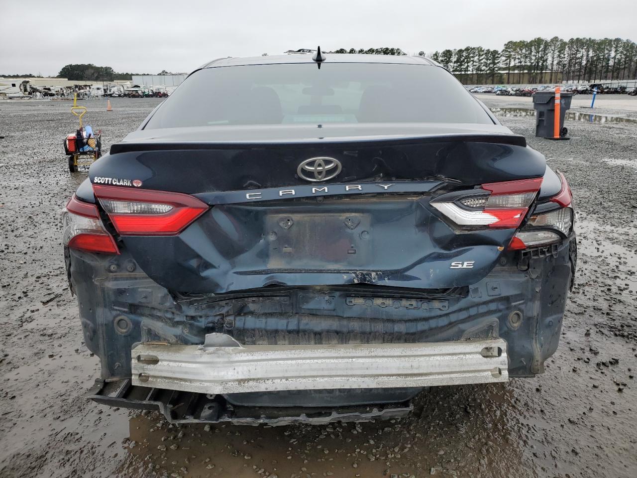 2021 Toyota Camry VIN 4T1G11AKXMU580899 Copart auction photo, rear end / front end damage thumbnail 6