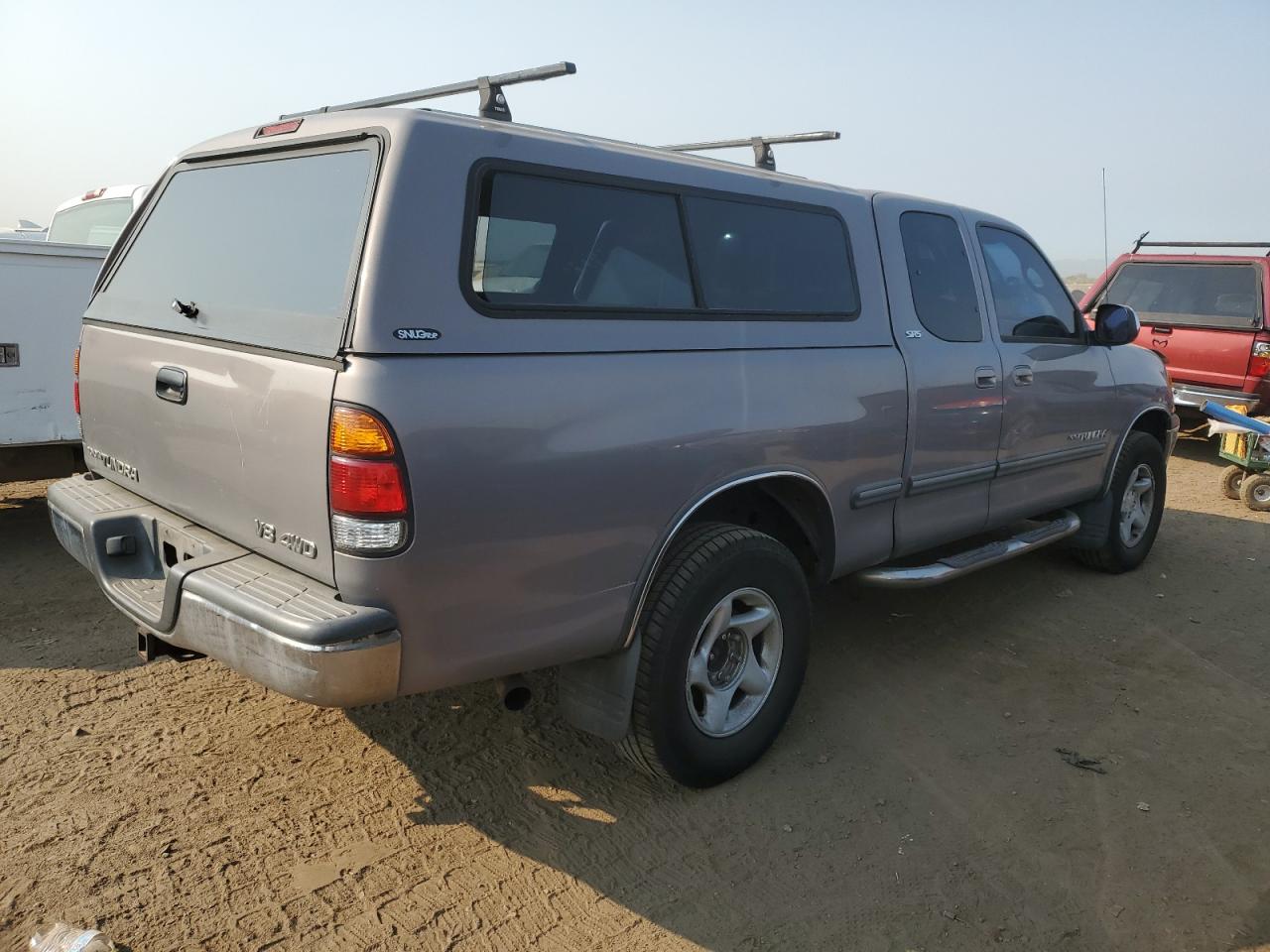 2000 Toyota Tundra VIN 5TBBT4411YS005543 Copart auction photo, front end damage thumbnail 3