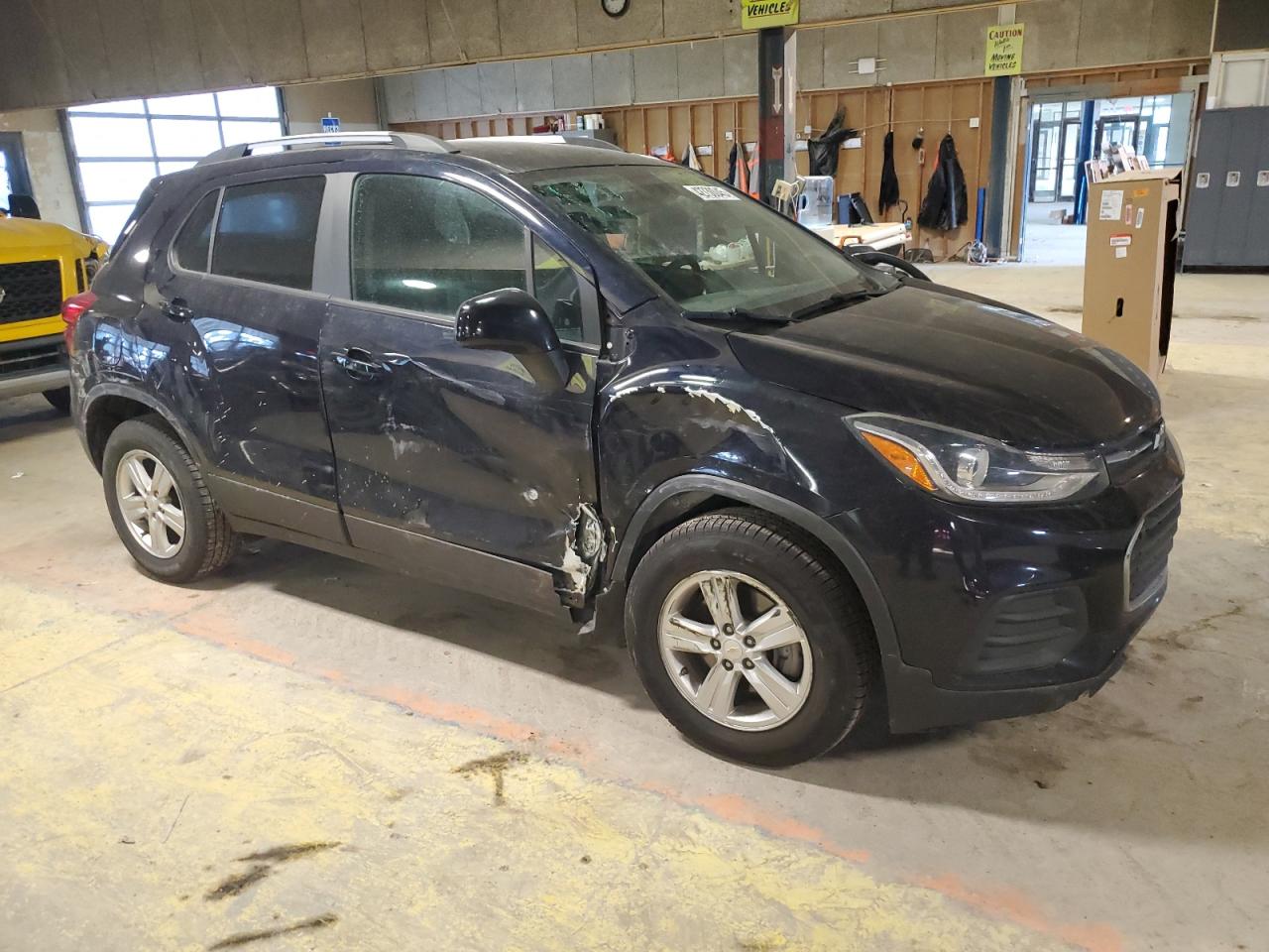 2021 Chevrolet Trax VIN KL7CJLSB3MB312069 Copart auction photo, front end / side damage thumbnail 4