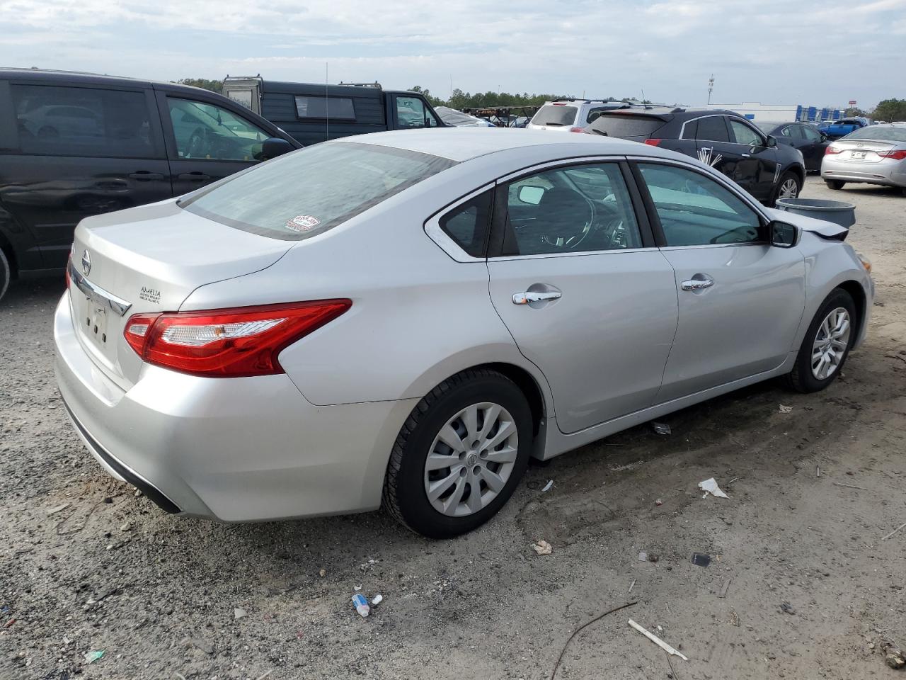 2016 Nissan Altima VIN 1N4AL3AP1GN341290 Copart auction photo, front end damage thumbnail 3