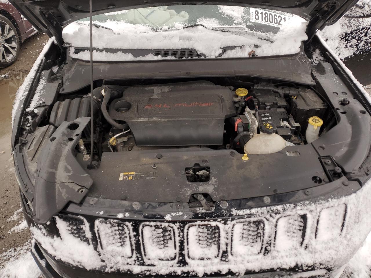 2018 Jeep Compass VIN 3C4NJDBB5JT395192 Copart auction photo, side / minor dent/scratches damage thumbnail 13