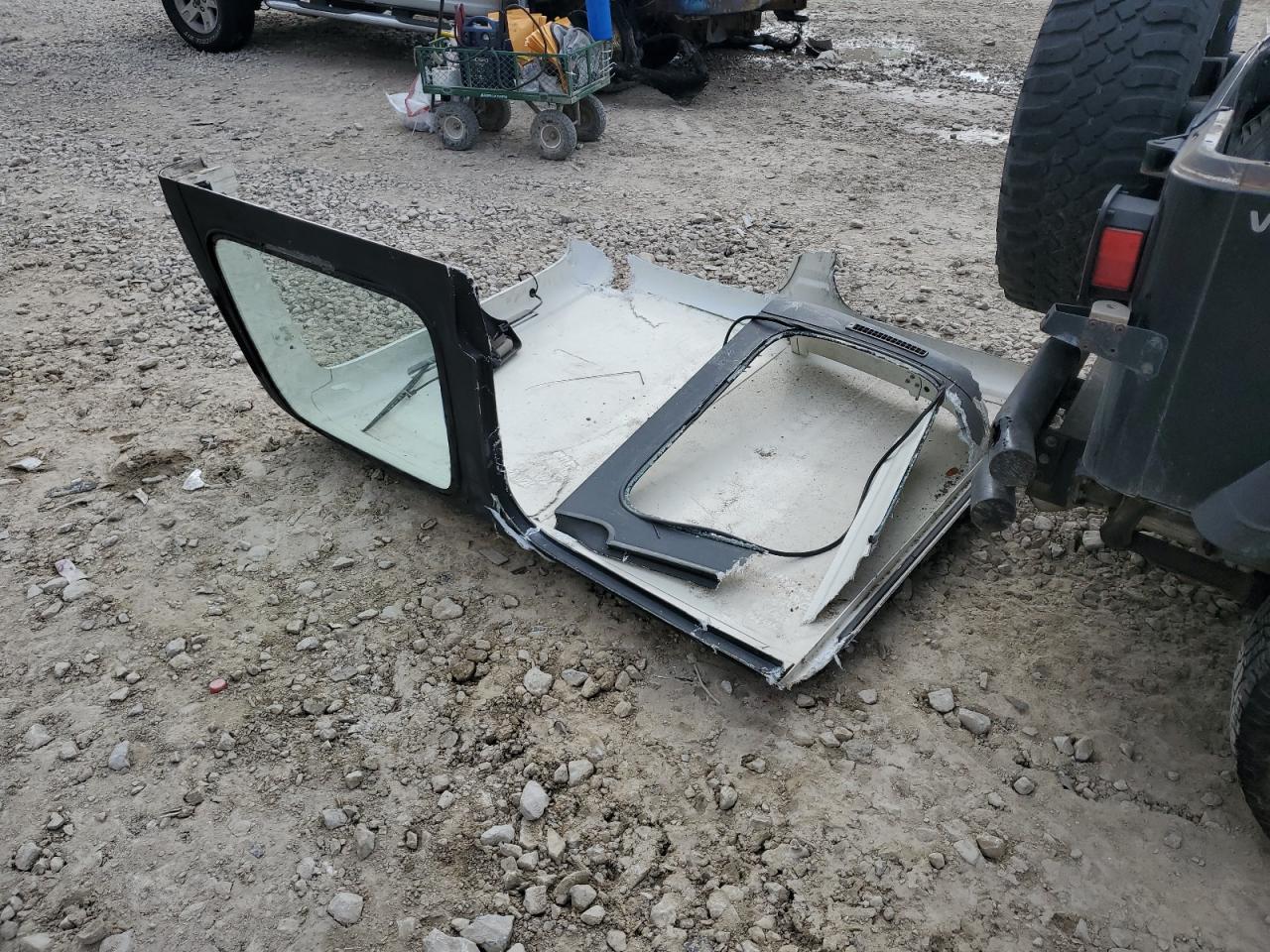 1993 Jeep Wrangler VIN 1J4FY29S1PP236204 Copart auction photo, all over damage thumbnail 15