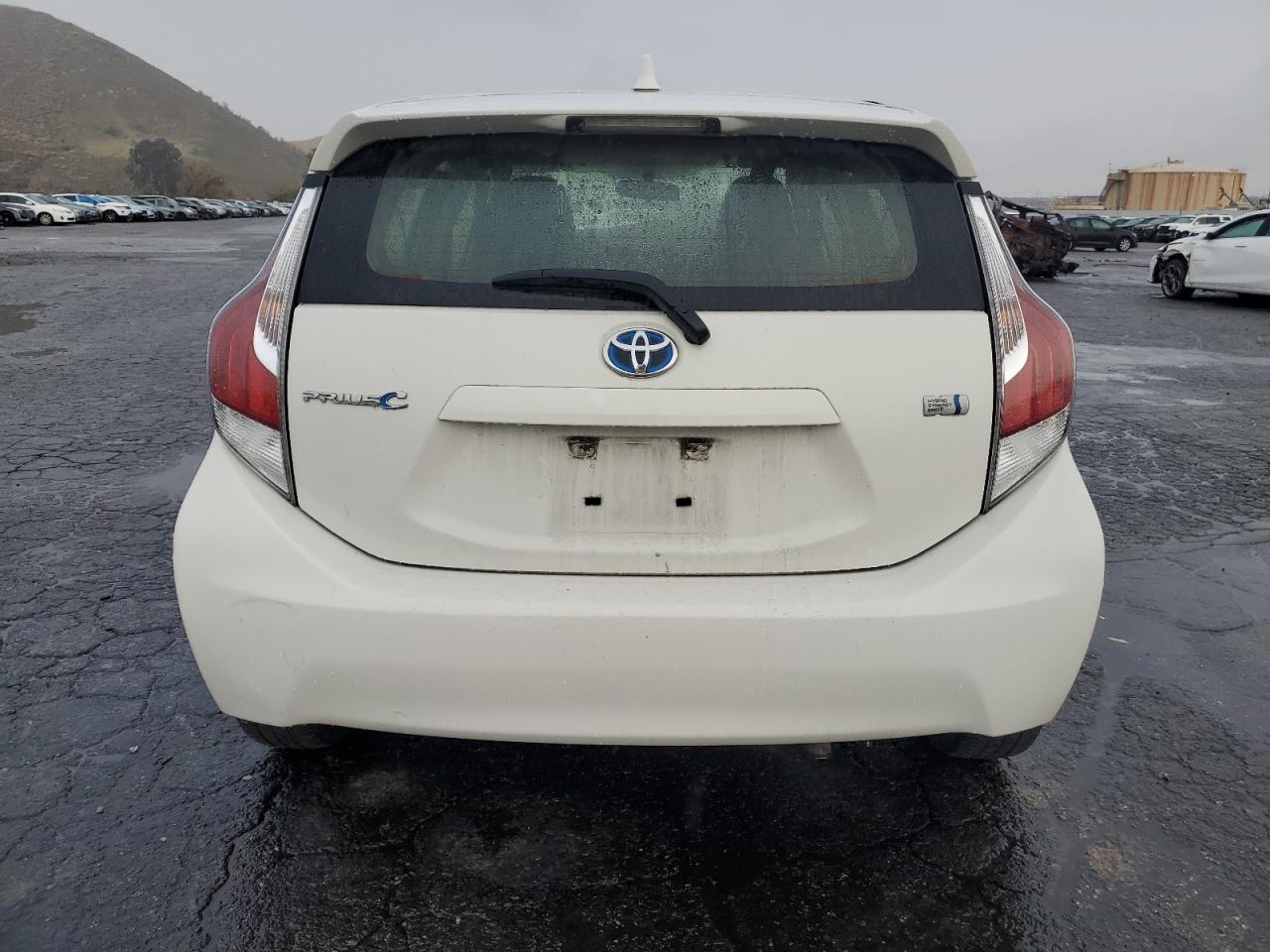 2015 Toyota Prius VIN JTDKDTB35F1587093 Copart auction photo, front end damage thumbnail 6