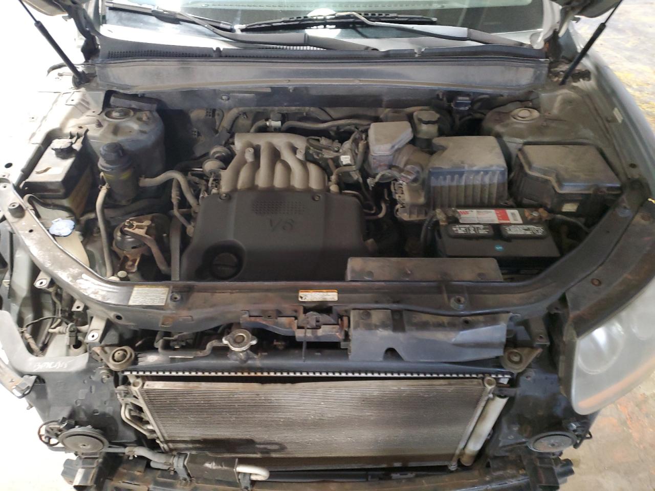 2008 Hyundai Santa Fe VIN 5NMSG73D48H192885 Copart auction photo, side / front end damage thumbnail 12