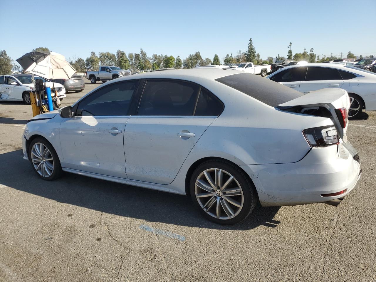 2017 Volkswagen Jetta VIN 3VW2B7AJ9HM384868 Copart auction photo, front end / rear end damage thumbnail 2