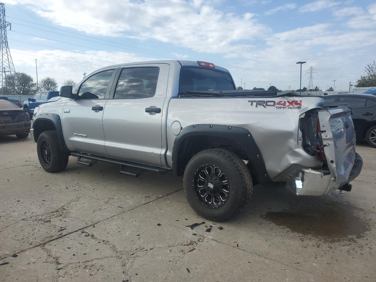 2018 Toyota Tundra VIN 5TFDY5F12JX682850 Copart auction photo, all over damage thumbnail 2
