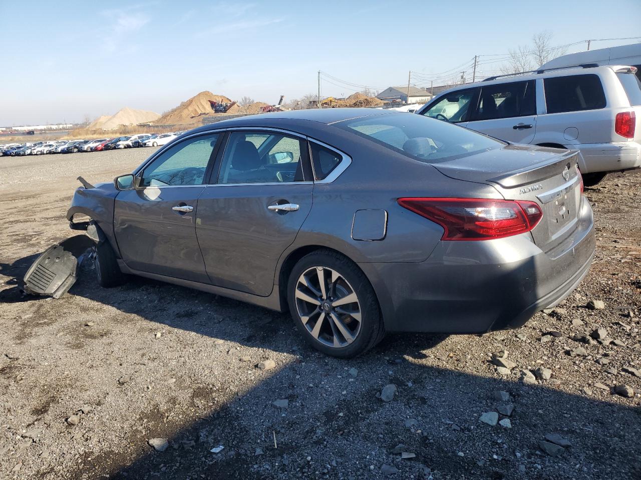 2017 Nissan Altima VIN 1N4AL3AP6HC148095 Copart auction photo, front end damage thumbnail 2
