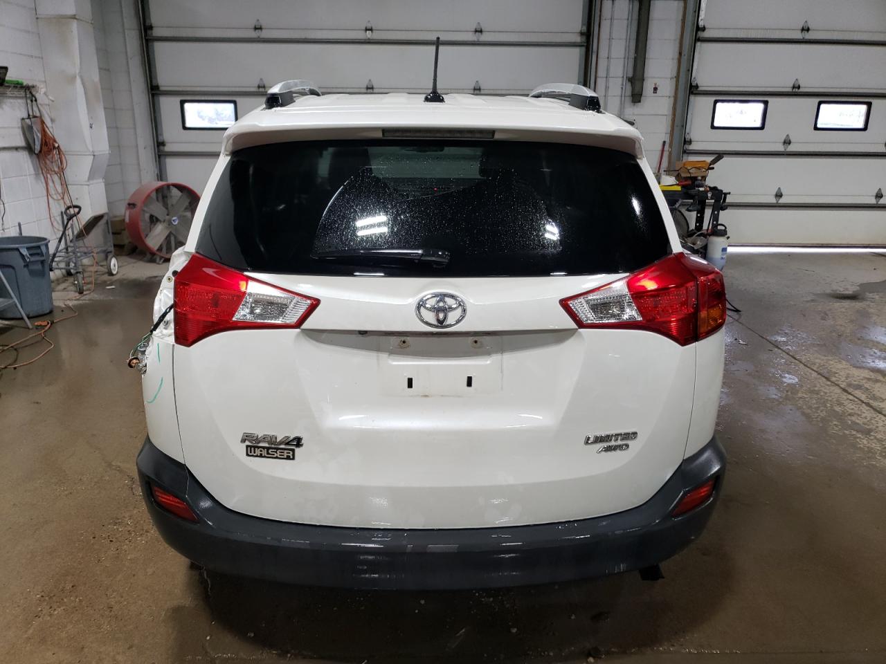 2015 Toyota RAV 4 VIN JTMDFREV2FD105116 Copart auction photo, front end / rear end damage thumbnail 6