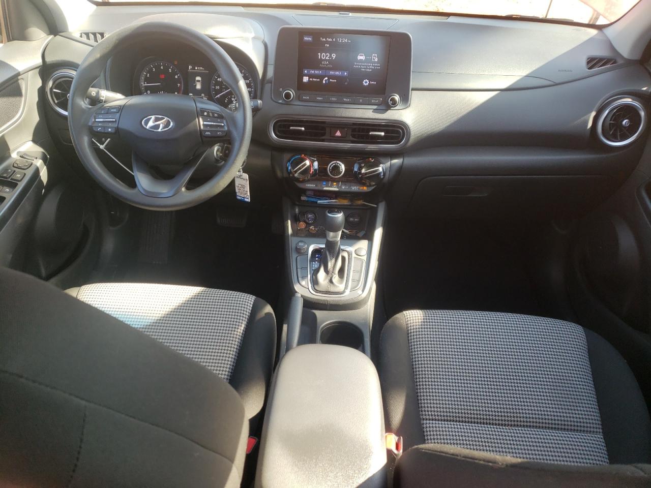 2022 Hyundai Kona VIN KM8K22AB5NU770169 Copart auction photo, front end damage thumbnail 8