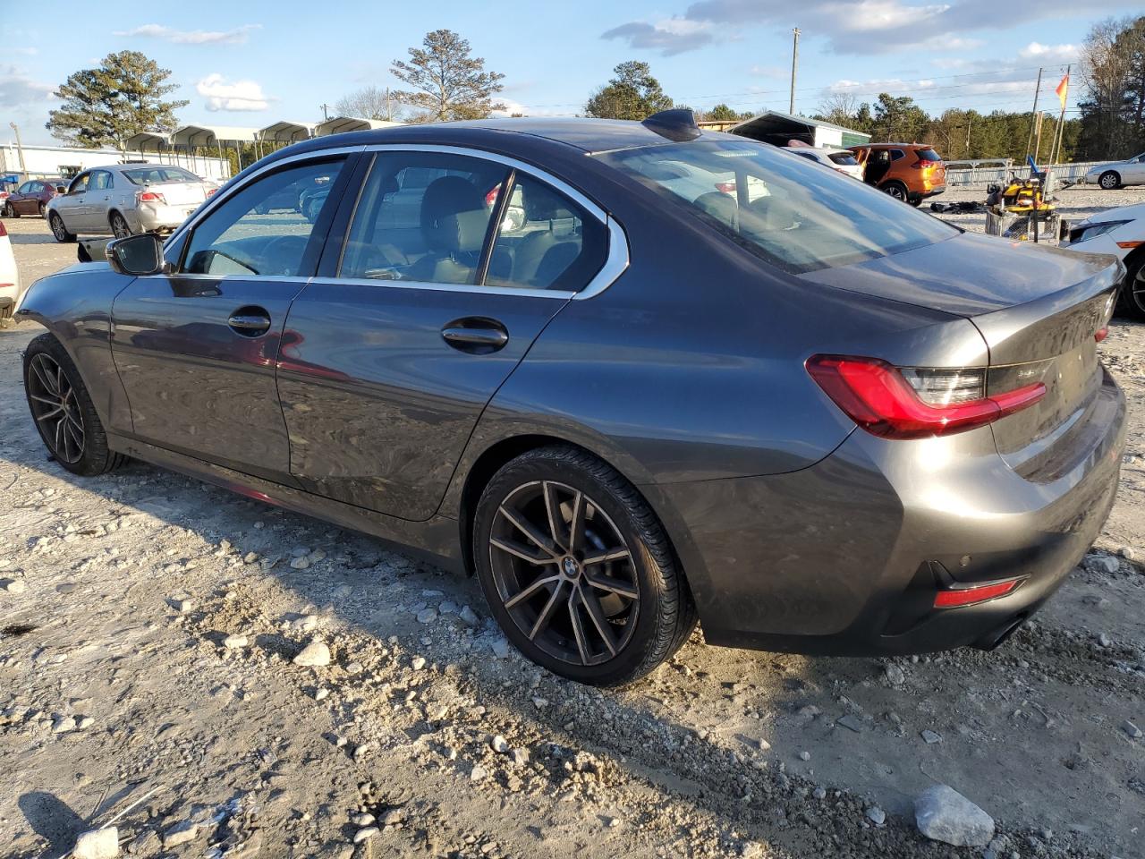 2019 BMW 3er VIN WBA5R1C55KAK10113 Copart auction photo, front end damage thumbnail 2