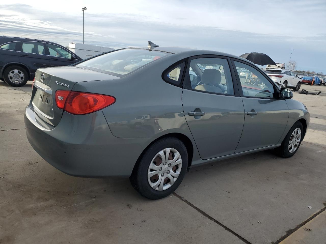 2010 Hyundai Elantra VIN KMHDU4AD0AU944823 Copart auction photo, front end / rear end damage thumbnail 3