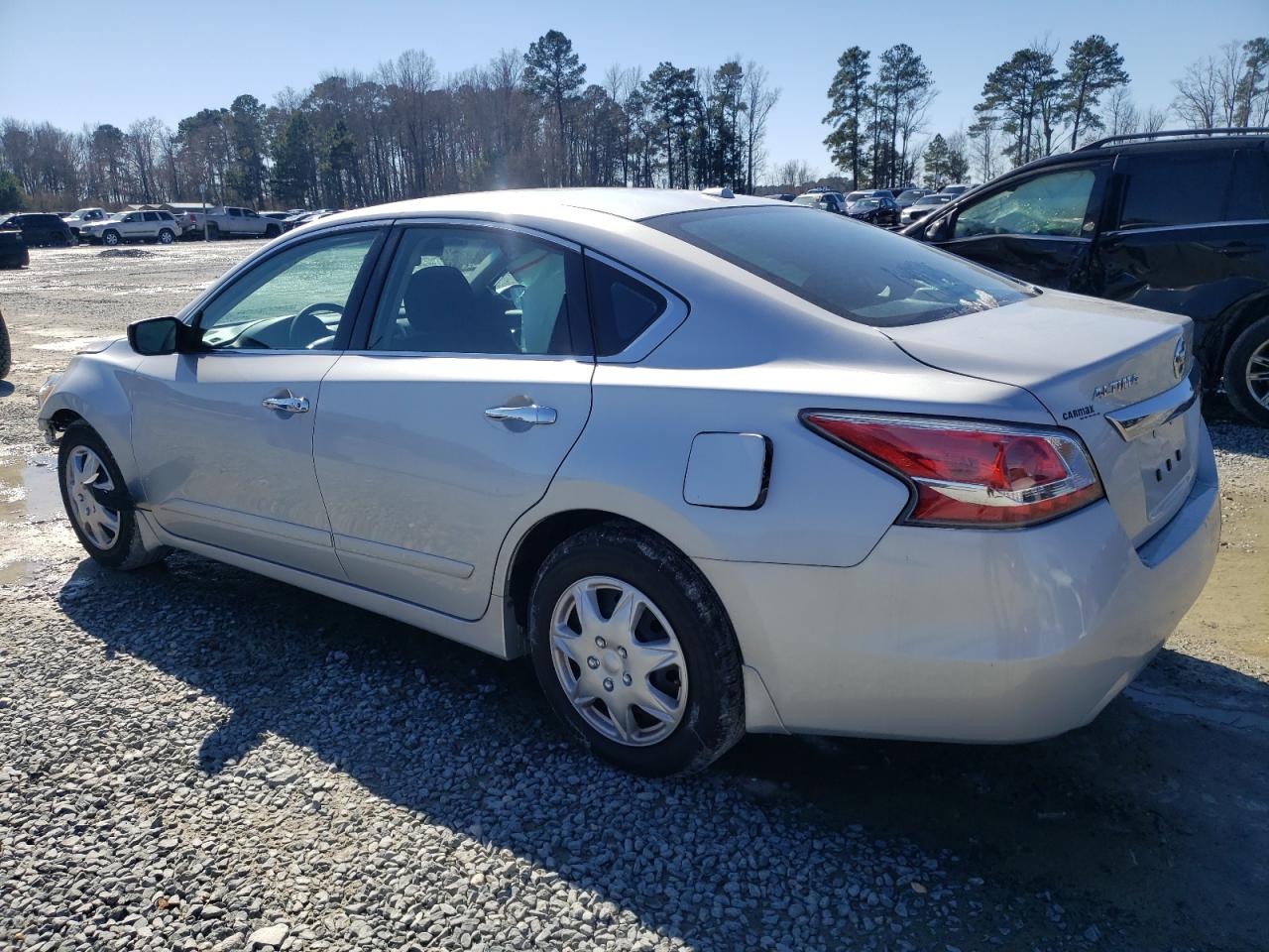 2015 Nissan Altima VIN 1N4AL3AP0FN367684 Copart auction photo, front end / side damage thumbnail 2