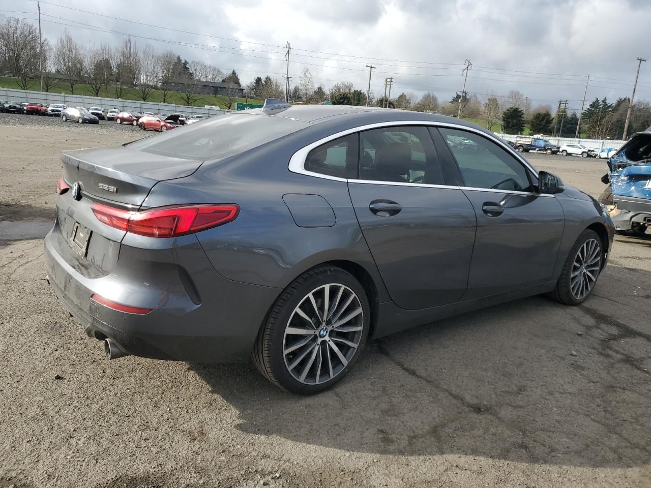 2020 BMW 2er VIN WBA73AK00L7F69807 Copart auction photo, side damage thumbnail 3