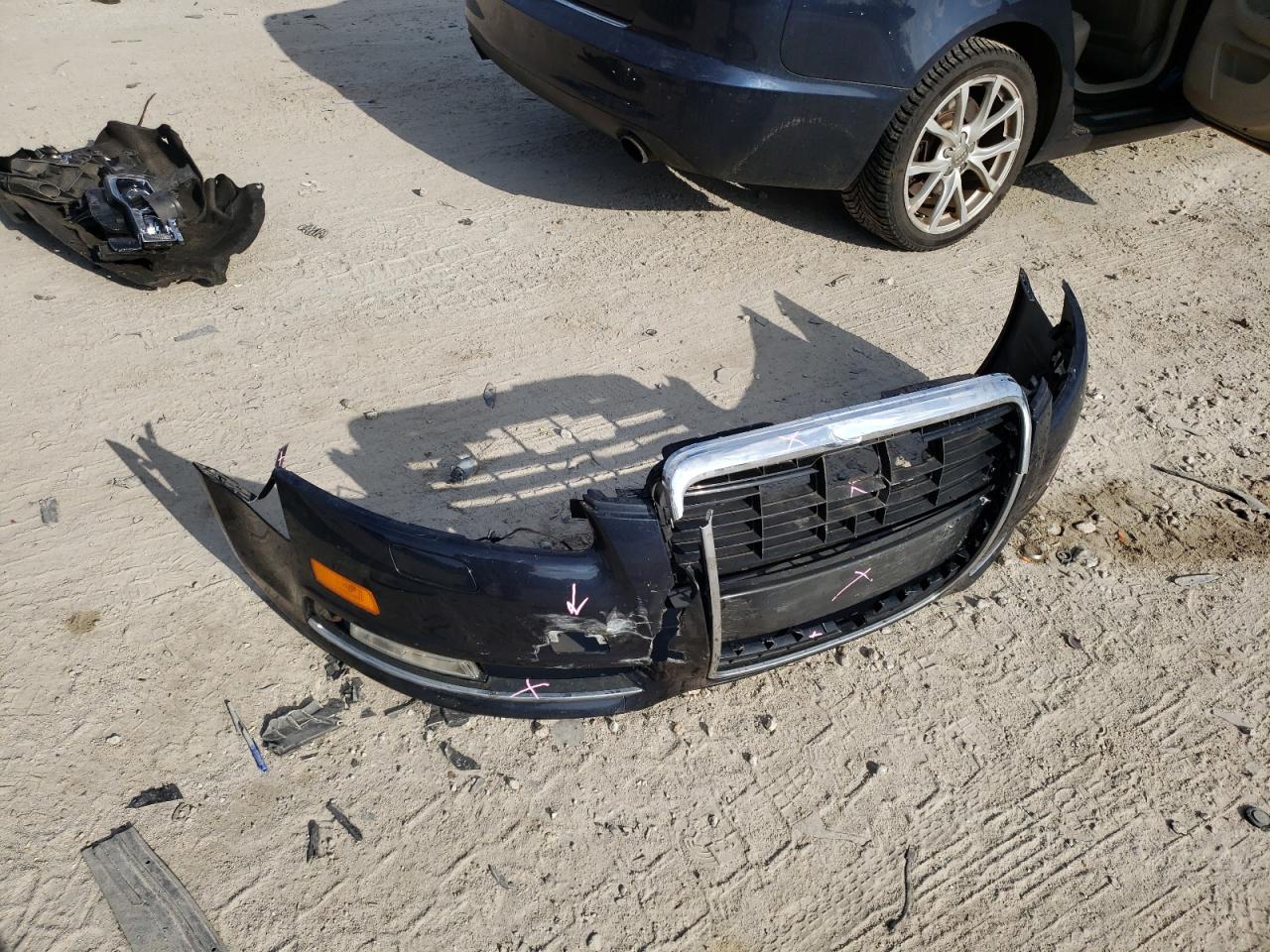 2010 Audi A6 VIN WAUFGAFB7AN067569 Copart auction photo, front end / minor dent/scratches damage thumbnail 12