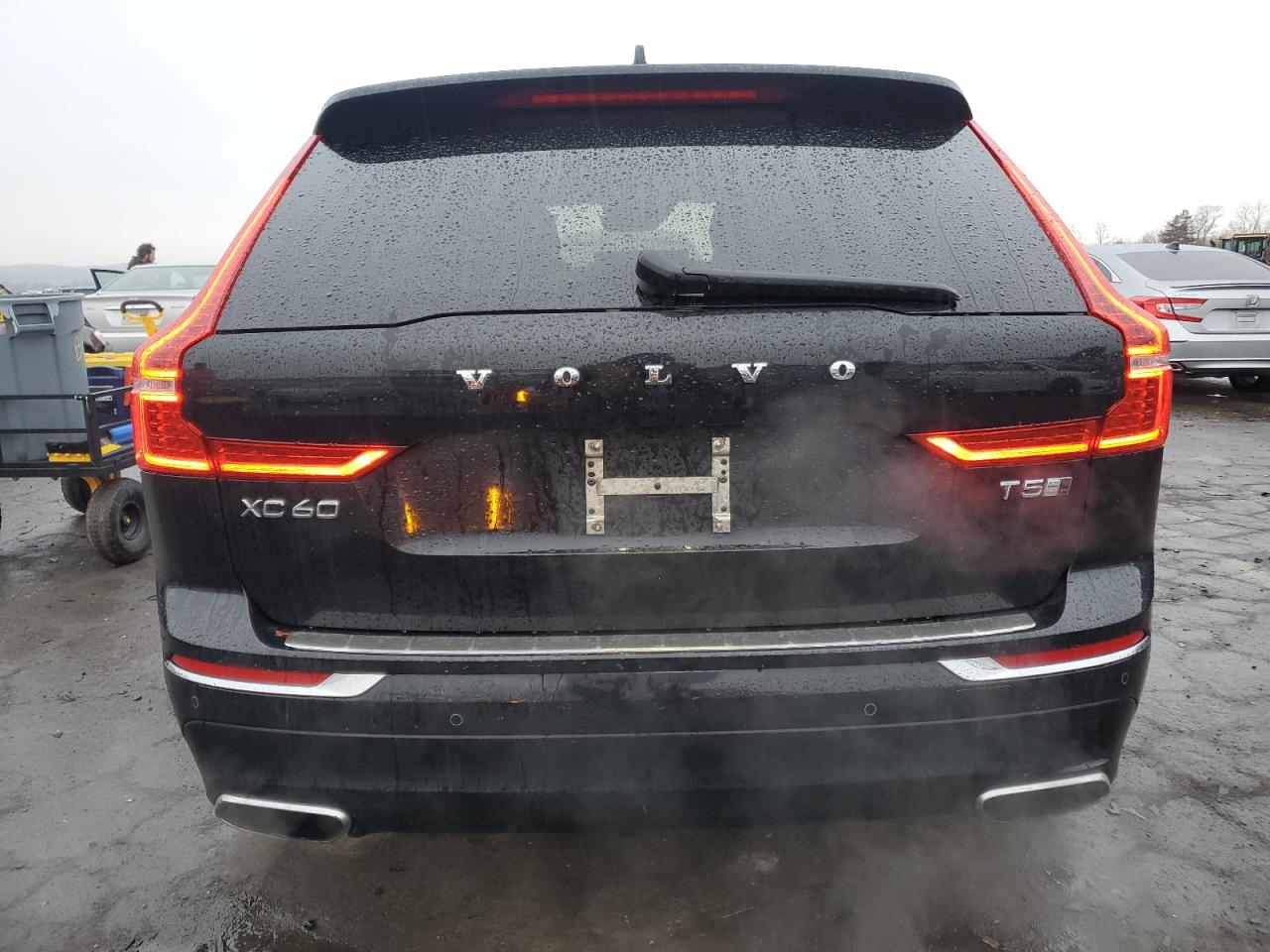 2019 Volvo XC60 VIN LYV102RL5KB319400 Copart auction photo, water/flood damage thumbnail 6