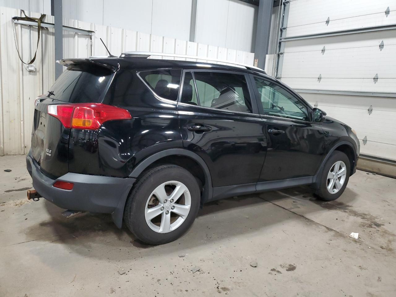 2013 Toyota RAV 4 VIN 2T3RFREV6DW044231 Copart auction photo, rear end damage thumbnail 3