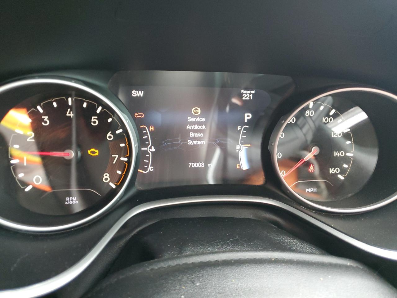2018 Jeep Compass VIN 3C4NJCAB4JT411393 Copart auction photo, water/flood / front end damage thumbnail 9