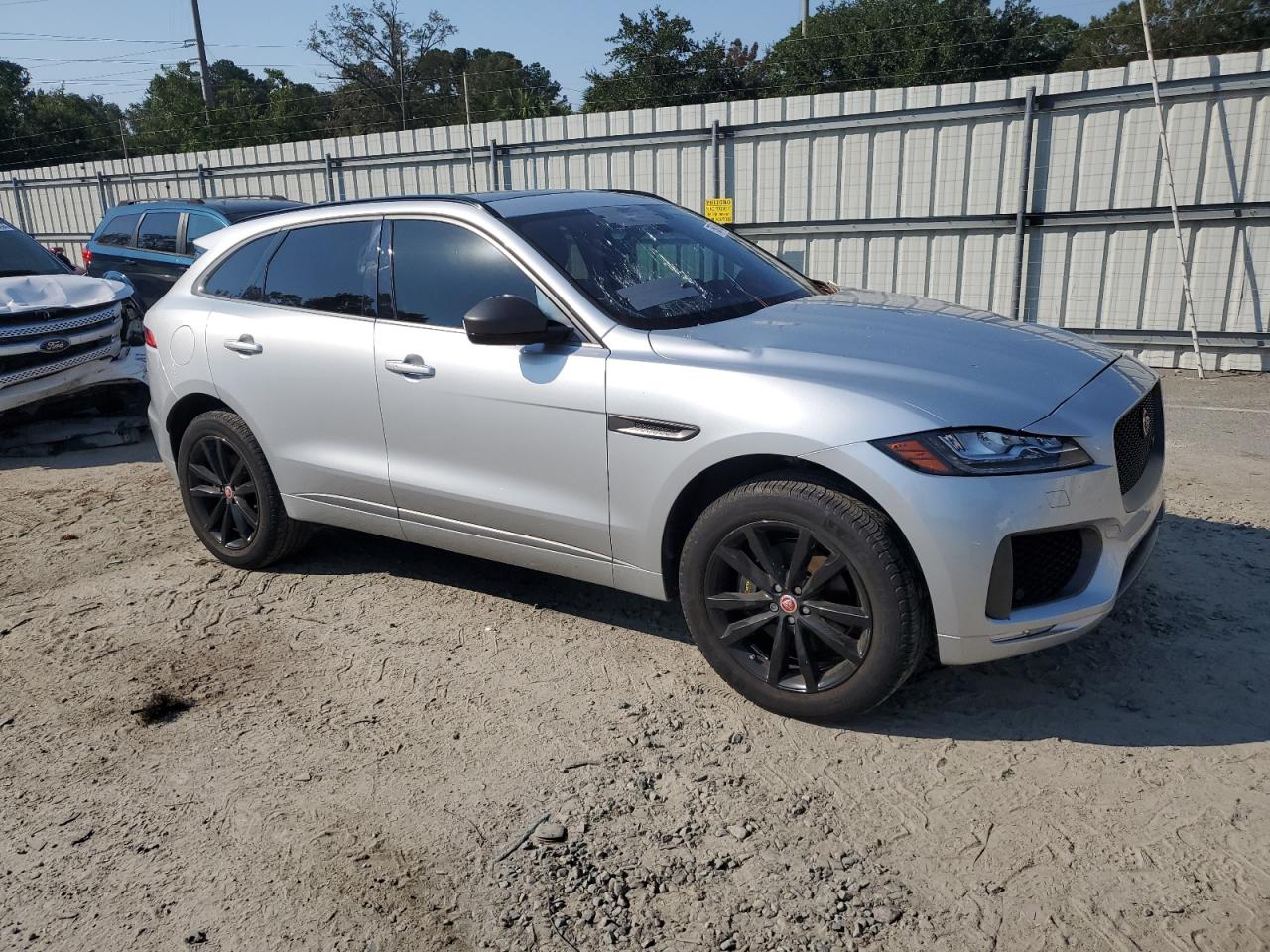 2020 Jaguar F-Pace VIN SADCX2GX8LA626941 Copart auction photo, front end damage thumbnail 4