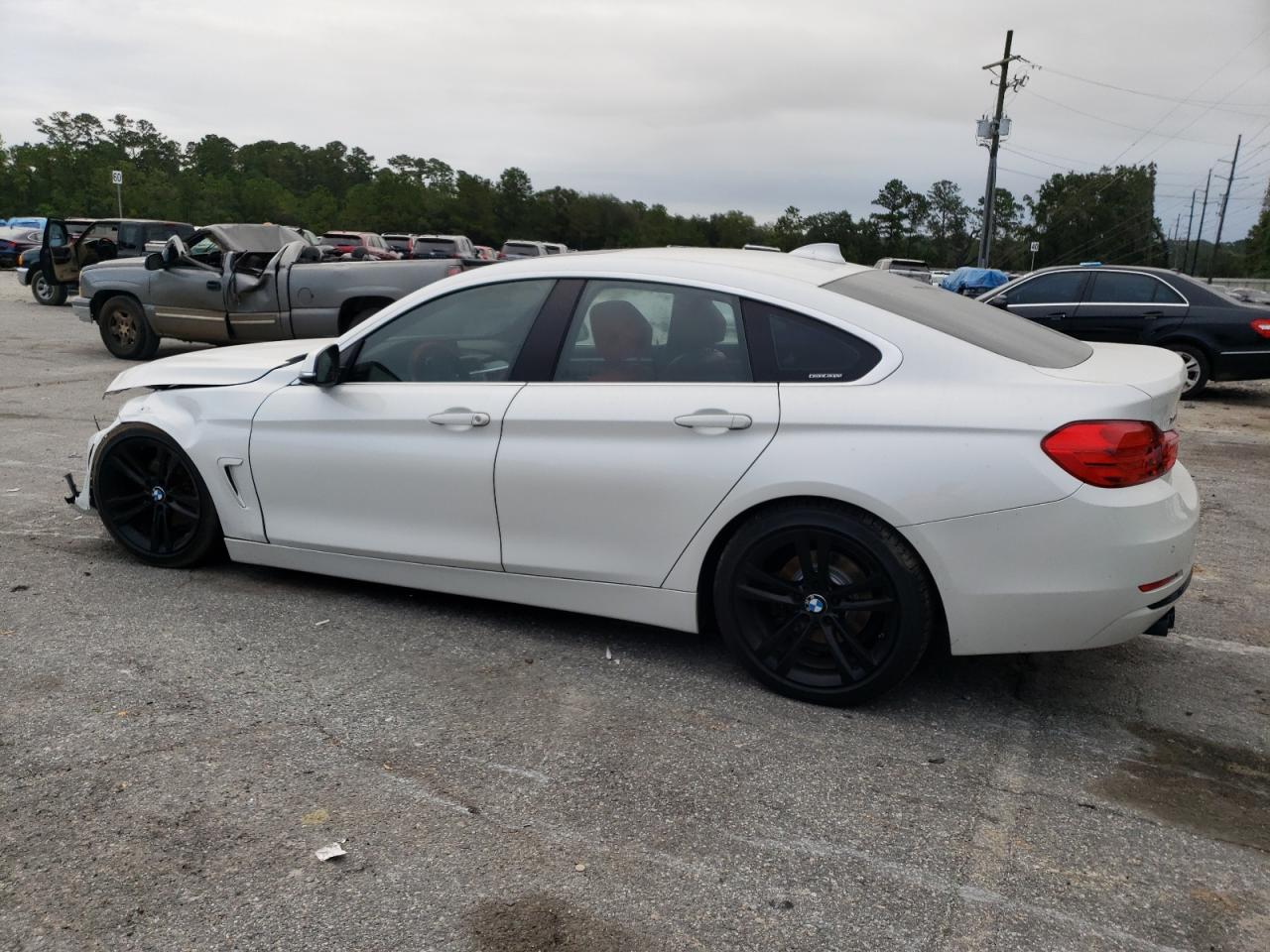 2017 BMW 4er VIN WBA4F9C58HG792507 Copart auction photo, front end damage thumbnail 2