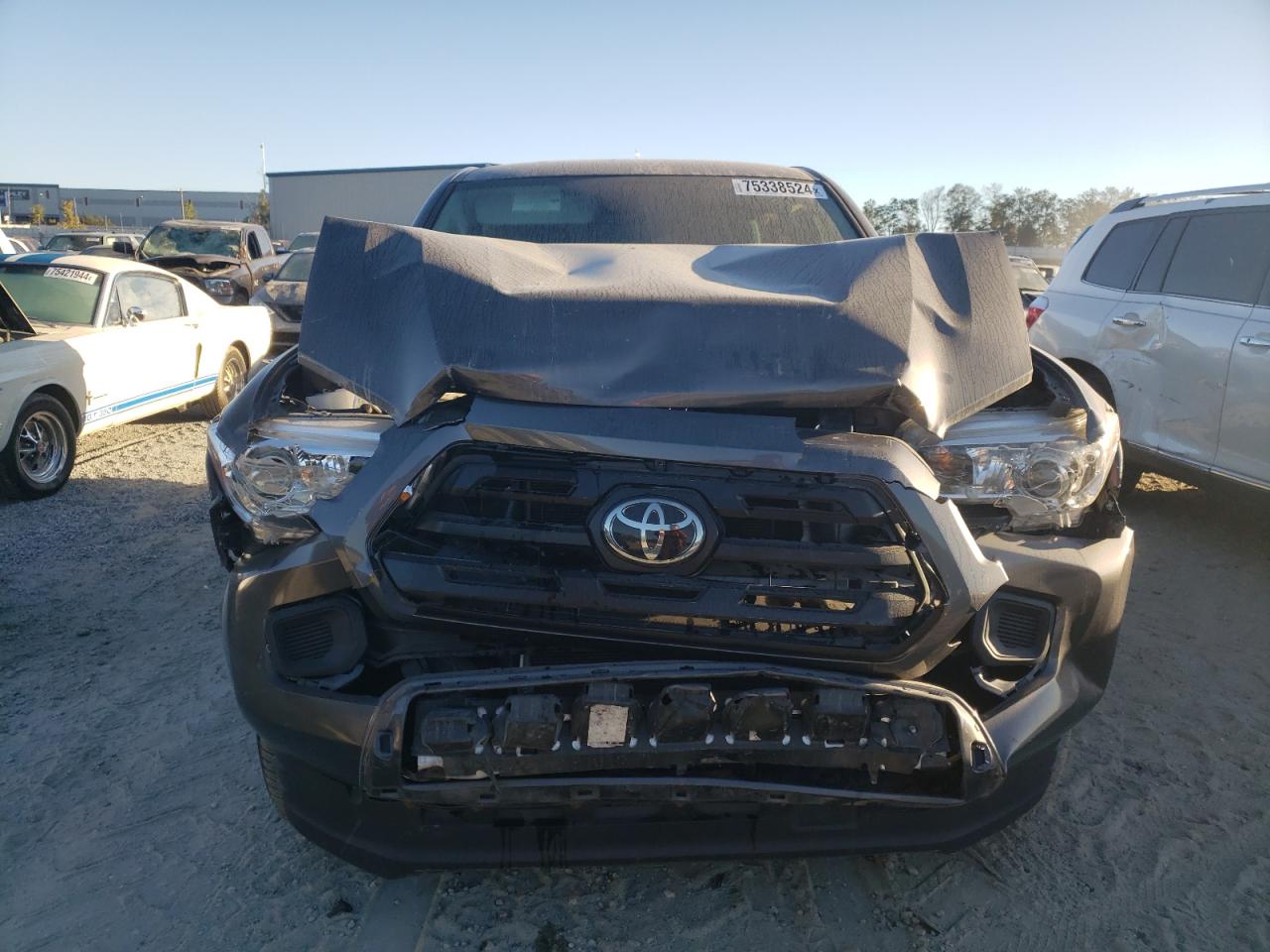 2019 Toyota Tacoma VIN 5TFAX5GN3KX146417 Copart auction photo, front end / rear end damage thumbnail 5