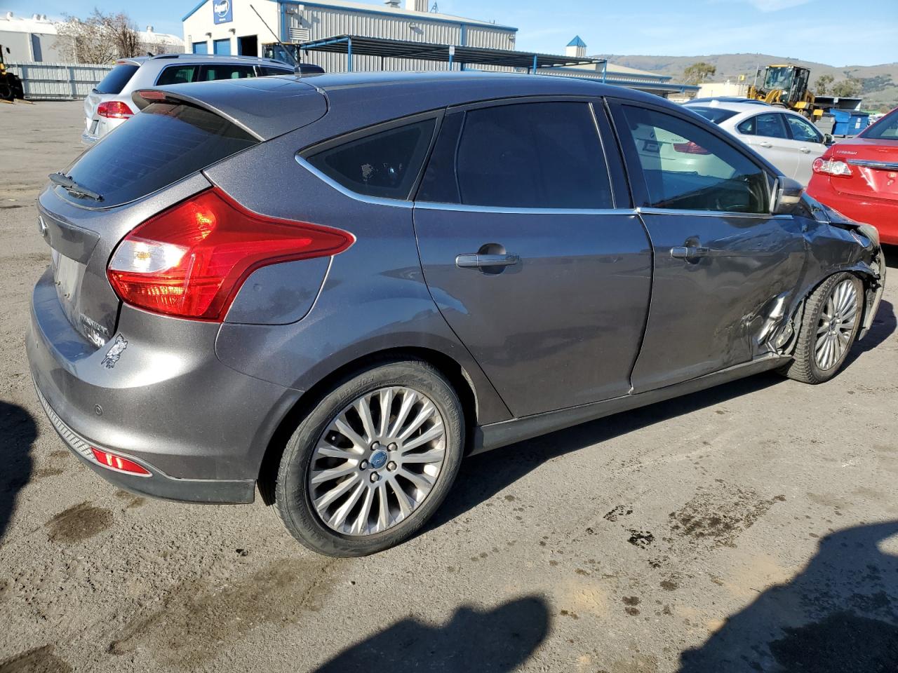 2012 Ford Focus VIN 1FAHP3N2XCL161510 Copart auction photo, side / front end damage thumbnail 3