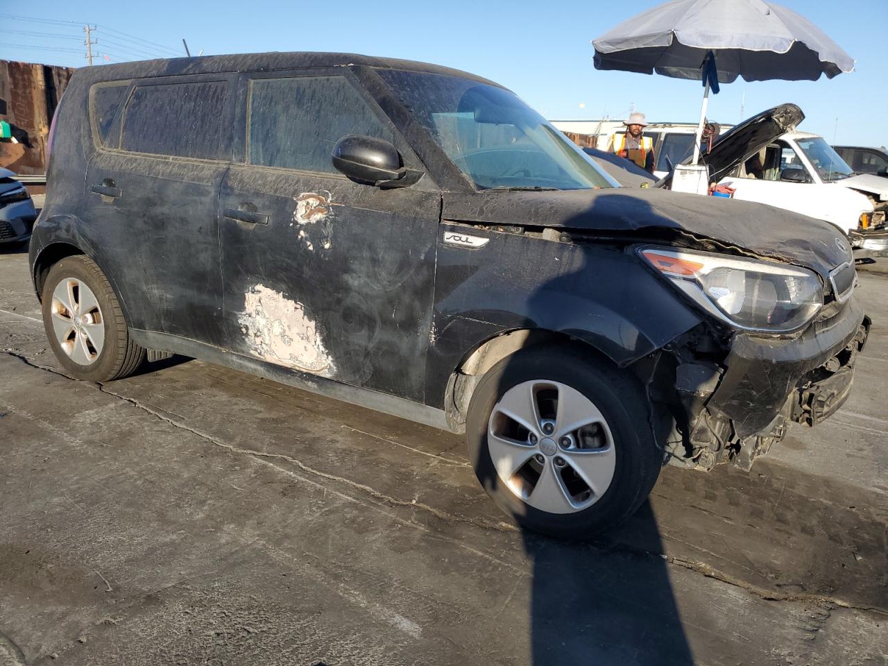 2015 KIA Soul VIN KNDJN2A24F7169424 Copart auction photo, front end / minor dent/scratches damage thumbnail 4