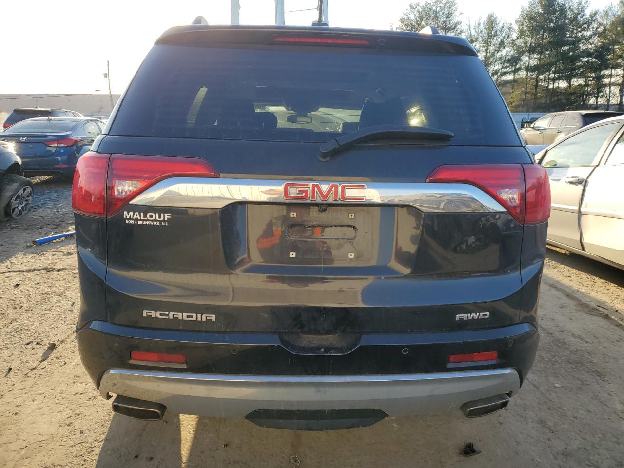 2019 GMC Acadia VIN 1GKKNXLS7KZ217077 Copart auction photo, front end damage thumbnail 6