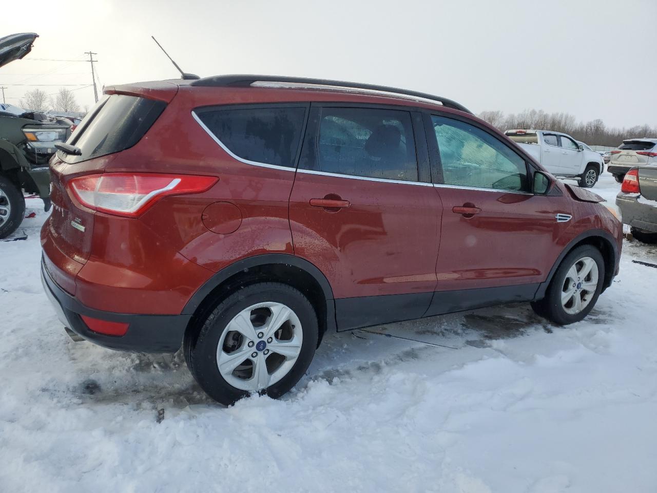 2014 Ford Escape VIN 1FMCU0G99EUB82752 Copart auction photo, front end damage thumbnail 3