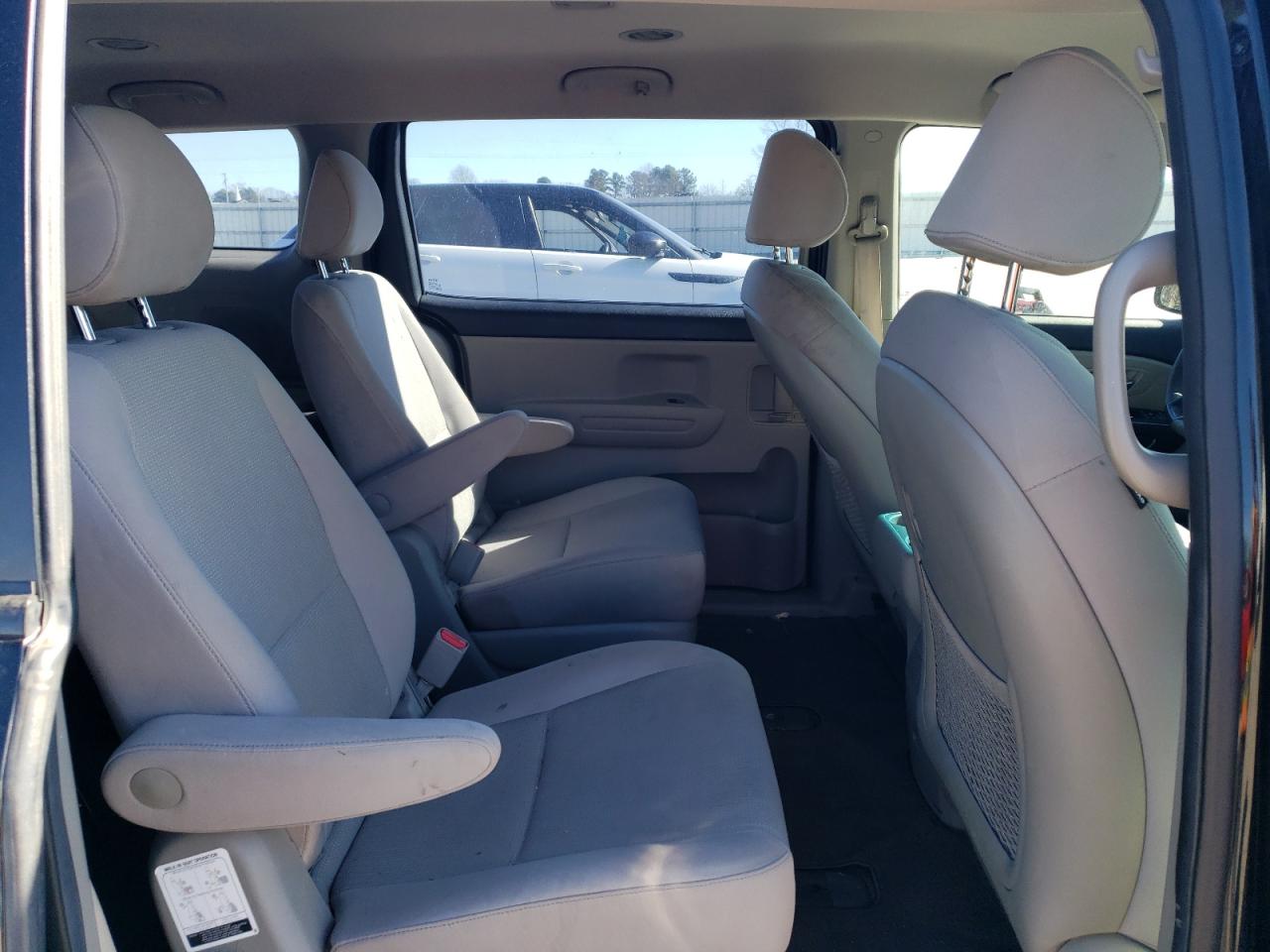 2019 KIA Sedona VIN KNDMA5C13K6534755 Copart auction photo, front end / side damage thumbnail 11