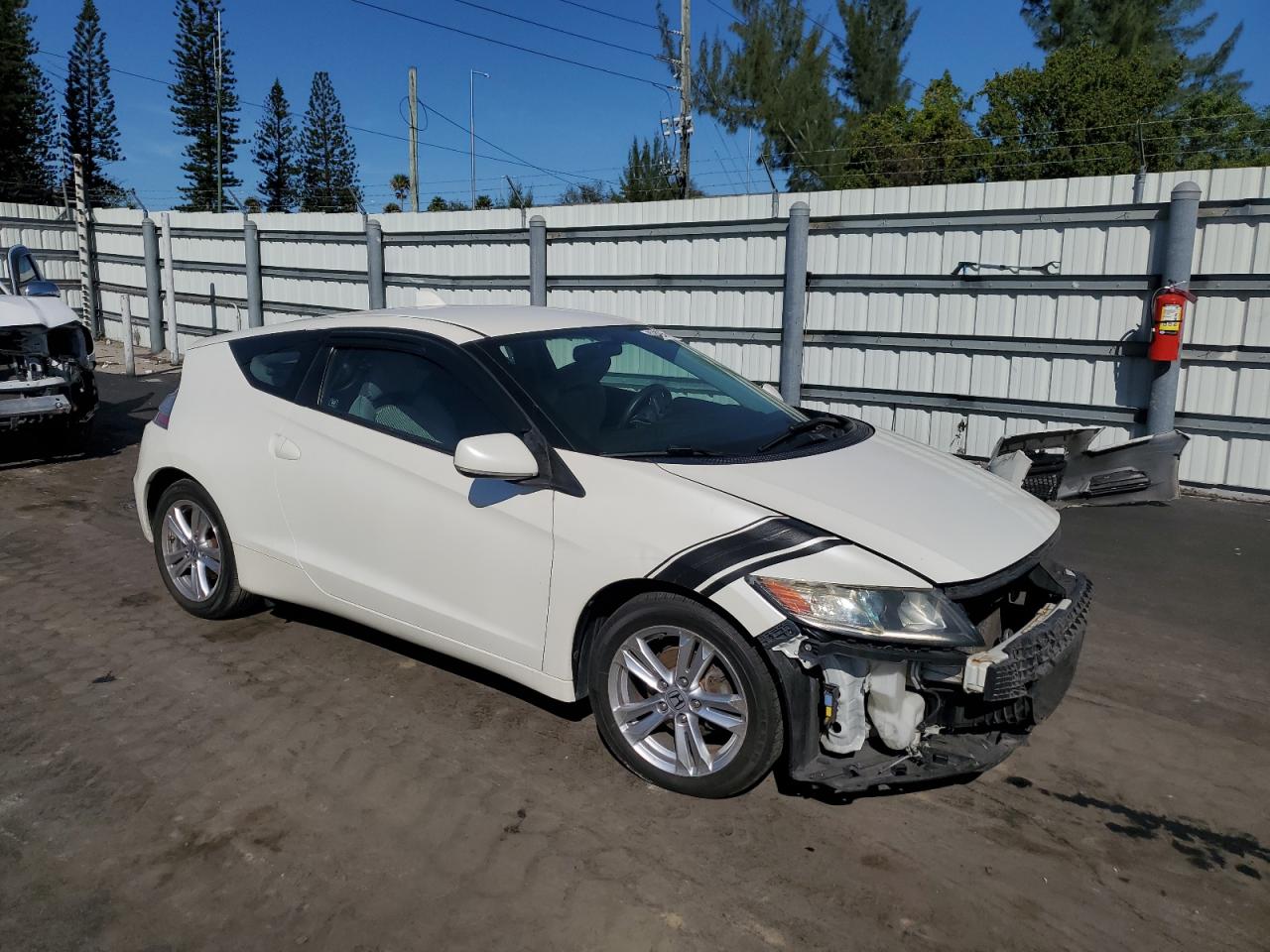 2011 Honda CR-Z VIN JHMZF1D40BS000854 Copart auction photo, front end damage thumbnail 4