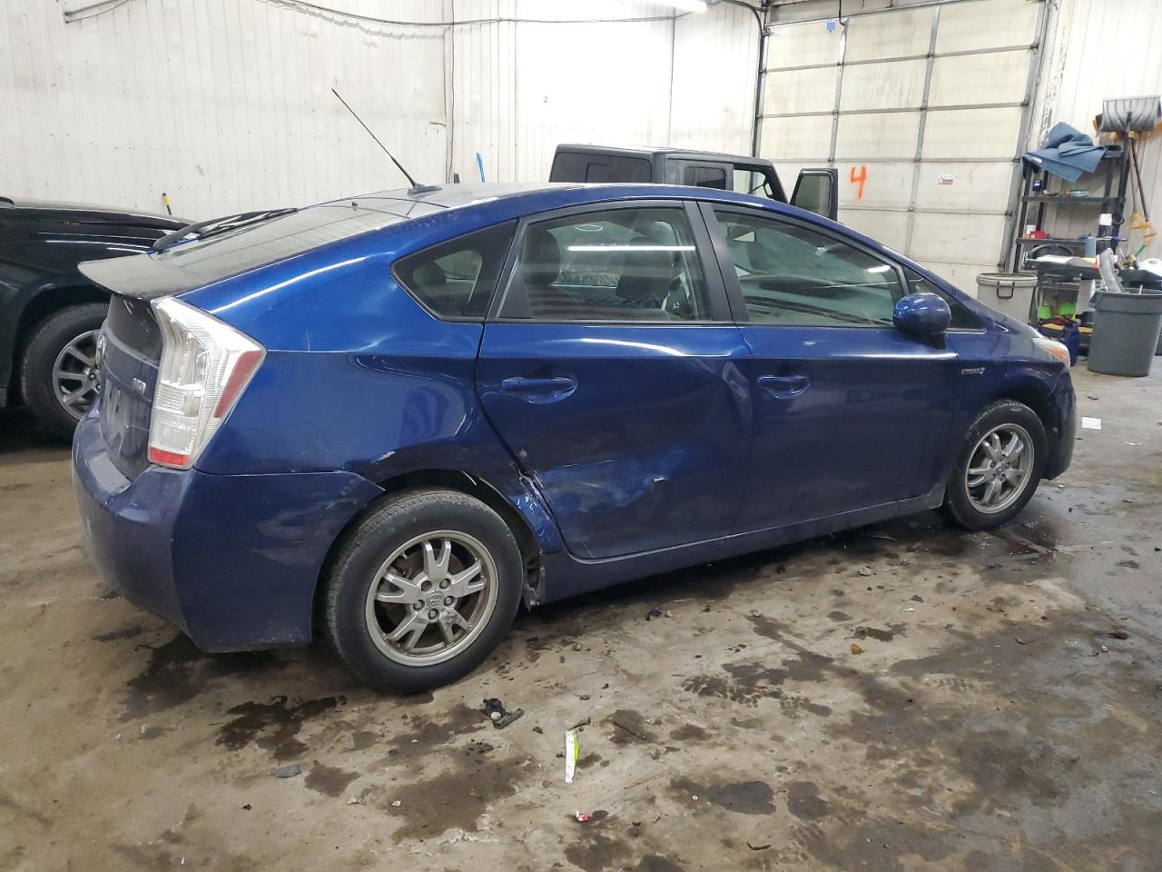 2010 Toyota Prius VIN JTDKN3DU1A1122077 Copart auction photo, side damage thumbnail 3