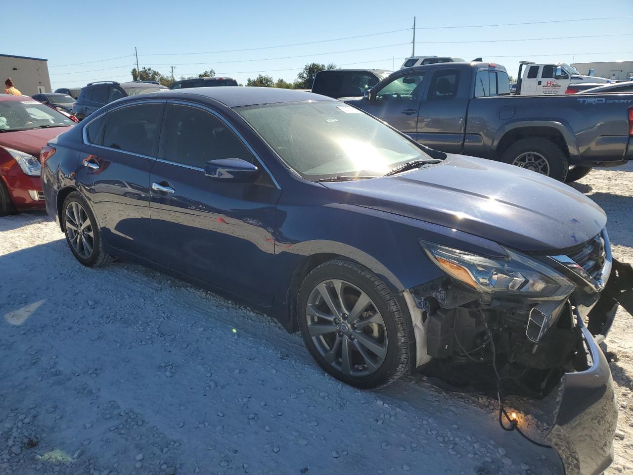2018 Nissan Altima VIN 1N4AL3AP1JC249972 Copart auction photo, front end / rear end damage thumbnail 4
