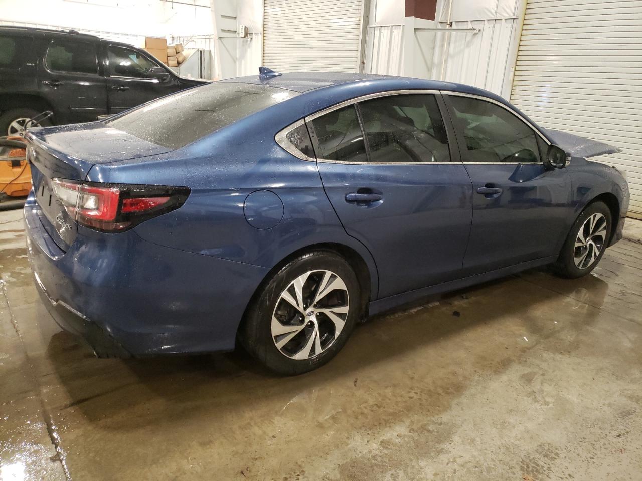 2021 Subaru Legacy VIN 4S3BWAC69M3005361 Copart auction photo, front end / side damage thumbnail 3