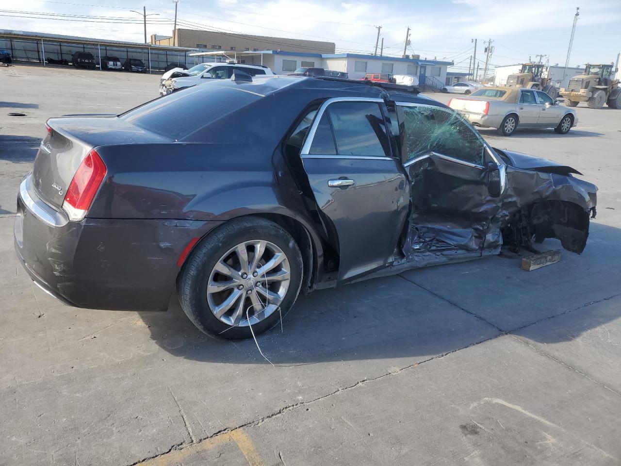 2017 Chrysler 300 VIN 2C3CCAKG0HH565655 Copart auction photo, front end / side damage thumbnail 3