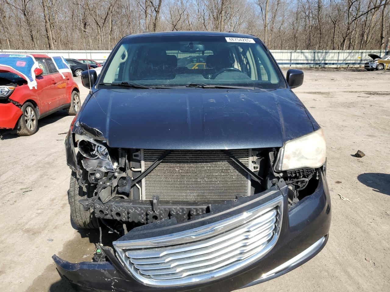 2014 Chrysler Town & Country VIN 2C4RC1BG4ER399488 Copart auction photo, front end damage thumbnail 5