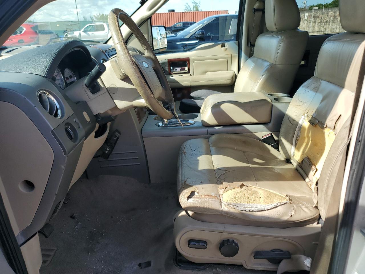 2006 Ford F-150 VIN 1FTPW12V76FA89762 Copart auction photo, minor dent/scratches damage thumbnail 7