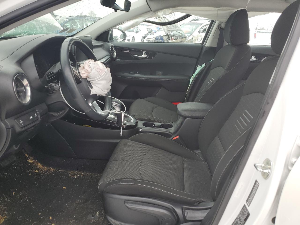 2019 KIA Forte VIN 3KPF34AD7KE045585 Copart auction photo, front end damage thumbnail 7