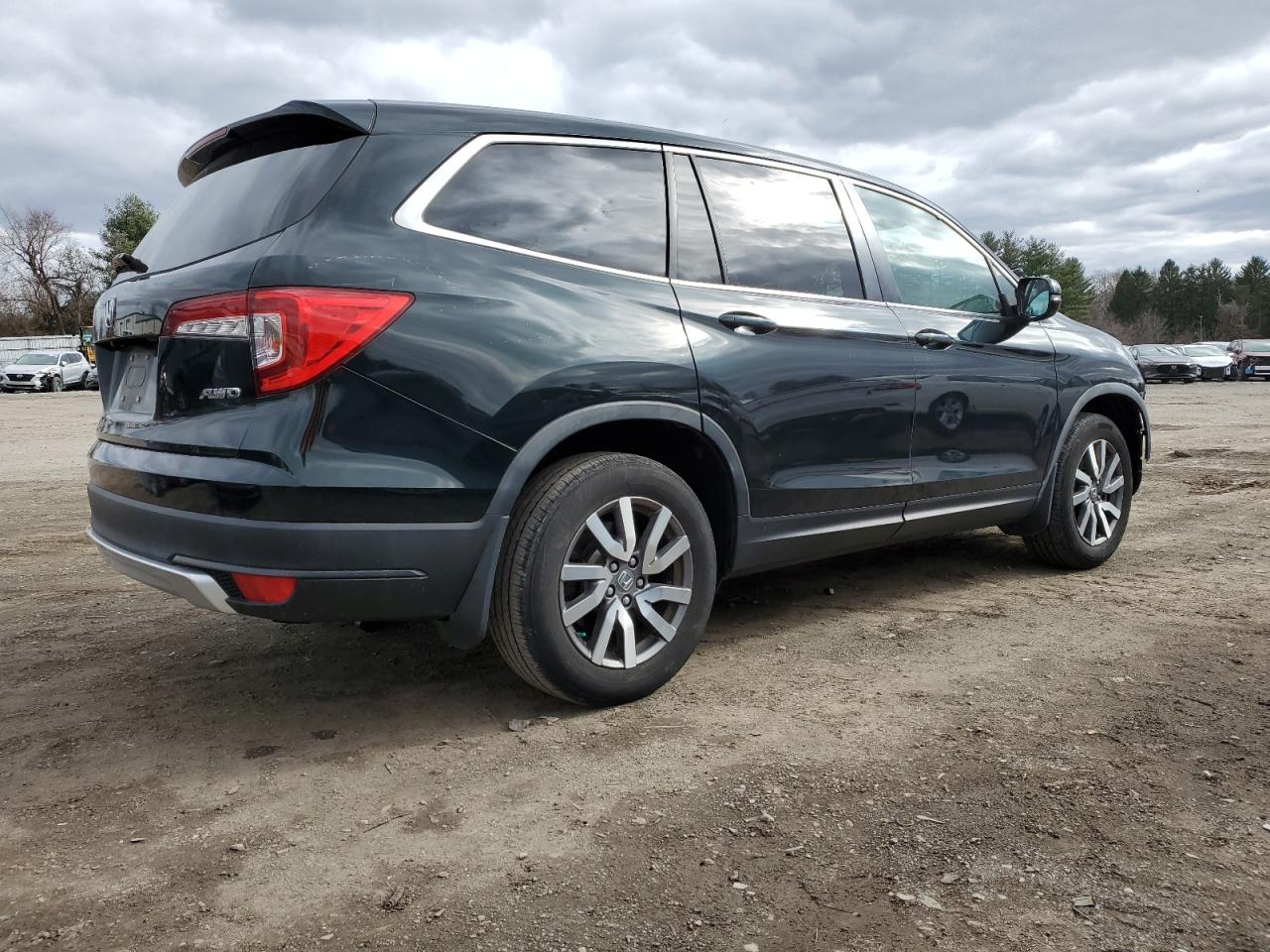 2019 Honda Pilot VIN 5FNYF6H55KB018938 Copart auction photo, front end / minor dent/scratches damage thumbnail 3